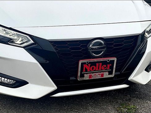 Used 2023 Nissan Sentra SR w/ Midnight Edition Package image 27