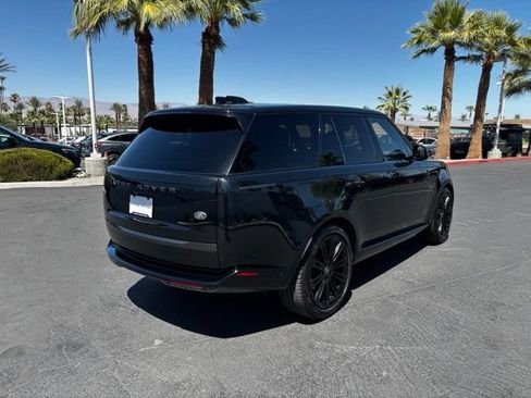 Used 2023 Land Rover Range Rover SE AWD/4WD image 5
