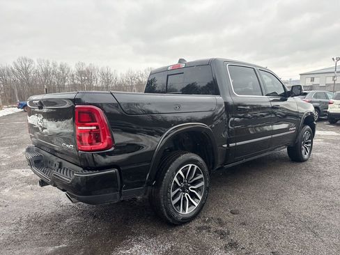 Used 2025 RAM 1500 Limited w/ Body Color Bumper Group image 9