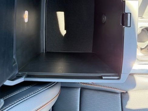 New 2025 Ford F350 Lariat w/ Lariat Ultimate Package image 29