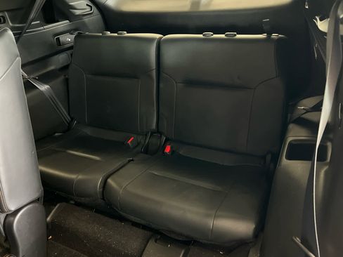 Used 2022 Mitsubishi Outlander SEL image 11