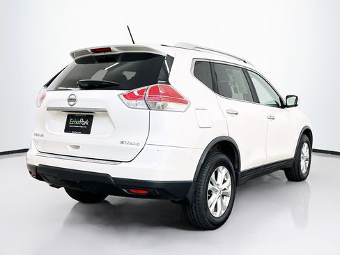 Used 2016 Nissan Rogue SV image 9