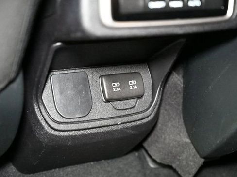 Used 2022 Subaru Ascent Premium w/ Convenience Package image 56