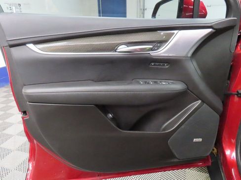 Used 2022 Cadillac XT5 Sportv w/ Technology Package image 61