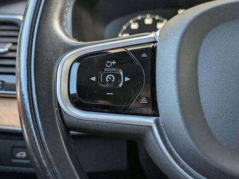 Used 2021 Volvo XC90 T6 Momentum w/ Climate Package AWD/4WD image 23
