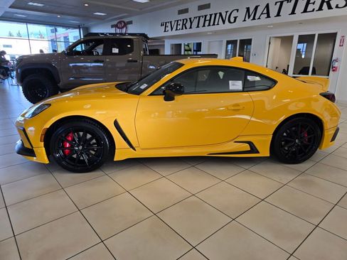 New 2026 Toyota GR86 YUZU Limited image 6