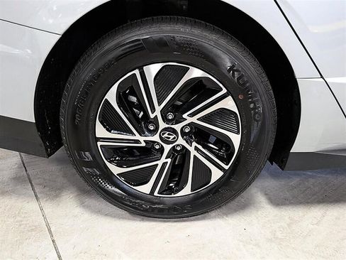 Used 2026 Hyundai Sonata Blue FWD image 13