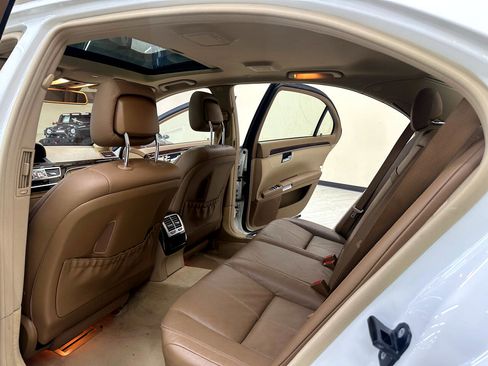 Used 2008 Mercedes-Benz S 550 w/ P3 Pkg image 34