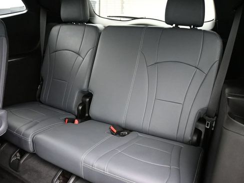 Used 2023 Buick Enclave Essence w/ Experience Buick Package AWD/4WD image 13