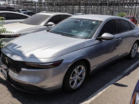 Used 2024 Honda Accord LX image 2