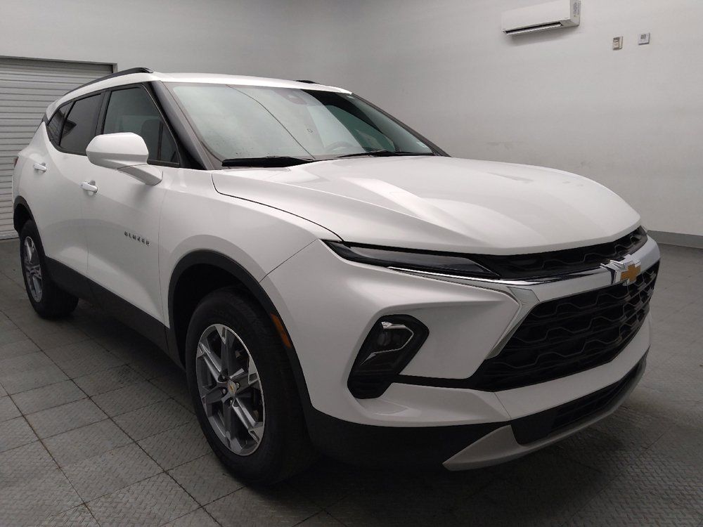 Used 2024 Chevrolet Blazer LT w/ Convenience Package FWD image 13