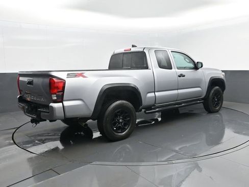 Used 2020 Toyota Tacoma SR w/ SX Package image 20