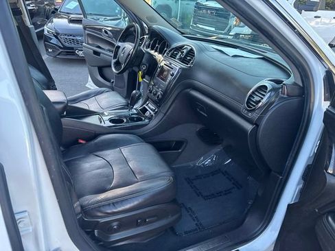 Used 2017 Buick Enclave Leather AWD/4WD image 39