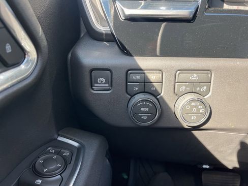 New 2026 Chevrolet Silverado 1500 LT Trail Boss image 18