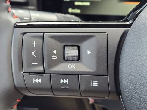 New 2026 Nissan Kicks SR w/ Cold Weather Package image 10