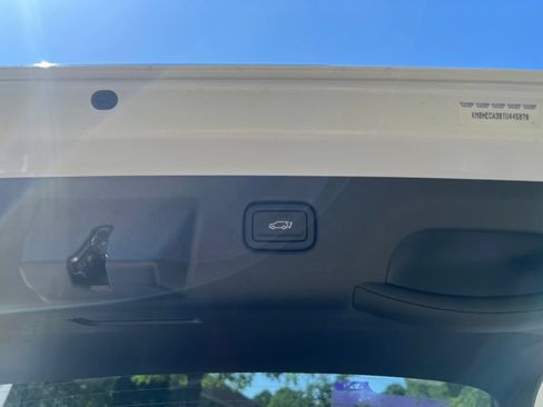 Used 2026 Hyundai Kona Limited AWD/4WD image 22