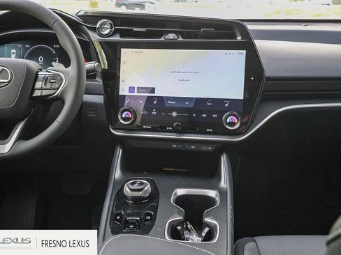 Used 2025 Lexus RZ 300e w/ Accessory Package (P5) image 16