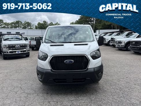 Used 2025 Ford Transit 250 Low Roof w/ Exterior Upgrade Package RWD image 3
