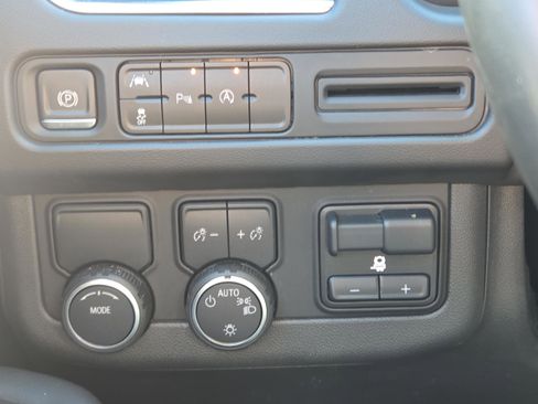 Certified 2023 Chevrolet Tahoe Premier w/ Max Trailering Package image 15