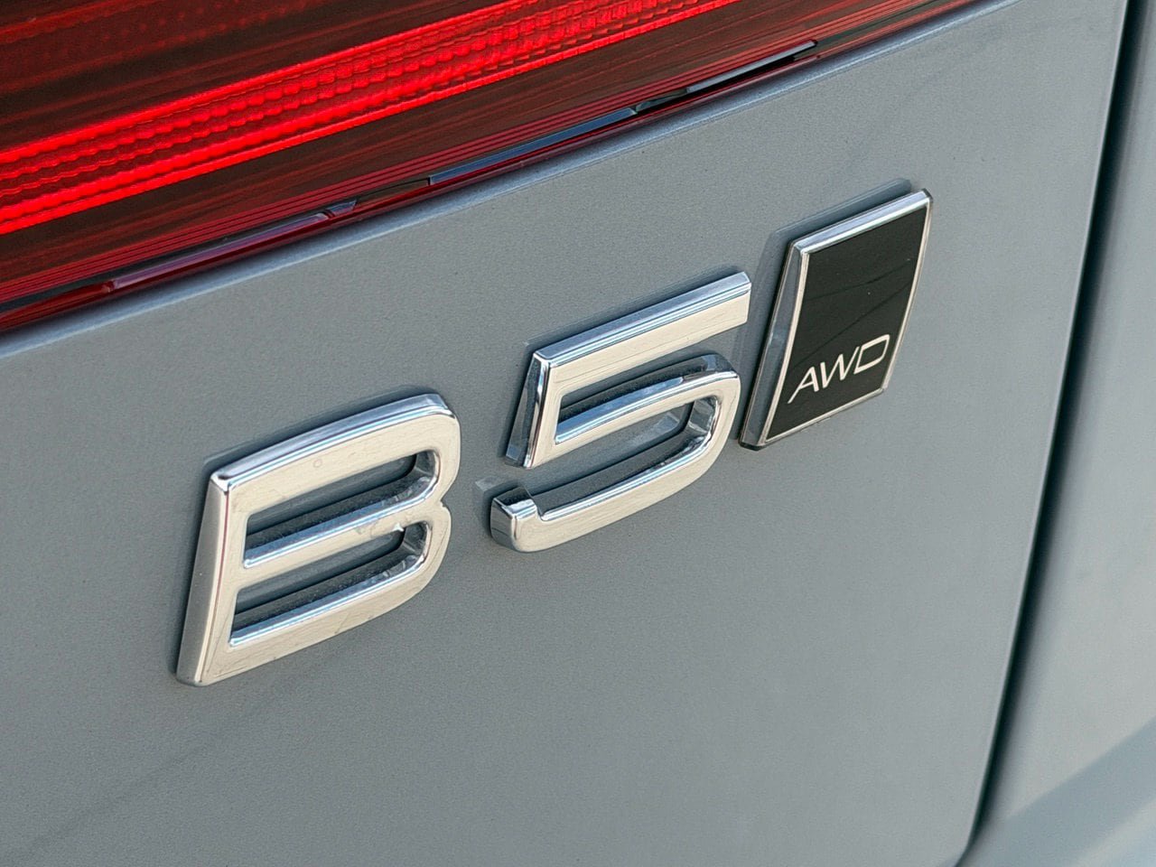 New 2026 Volvo XC60 B5 Core AWD/4WD image 10