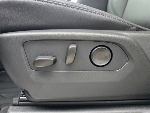 New 2026 GMC Sierra 1500 SLT w/ SLT Premium Plus Package image 19