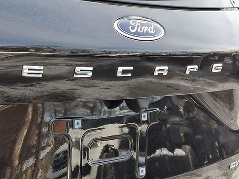Used 2023 Ford Escape Active image 28