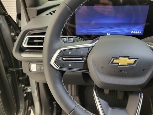 New 2026 Chevrolet Traverse LT w/ Sun and Wheel Package image 5