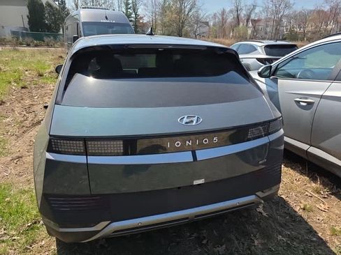 Used 2024 Hyundai Ioniq 5 SEL image 5