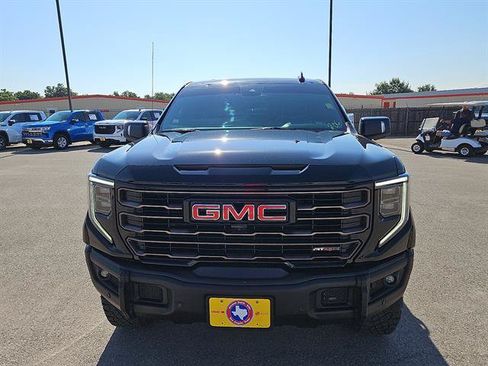 Used 2024 GMC Sierra 1500 AT4X AWD/4WD image 8