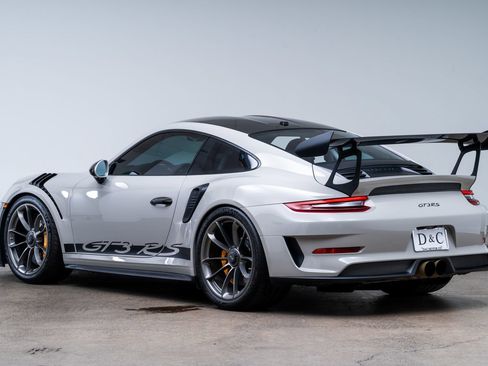 Used 2019 Porsche 911 GT3 RS RWD image 5