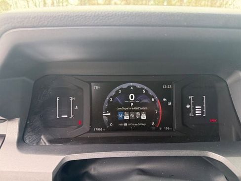 Used 2025 Toyota 4Runner SR5 image 5