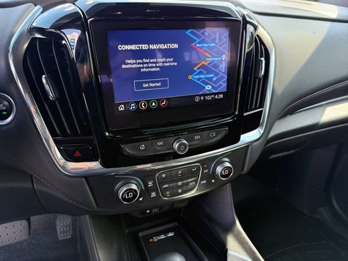 Used 2023 Chevrolet Traverse RS AWD/4WD image 19