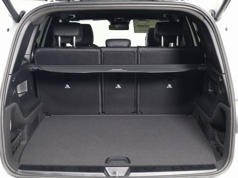 New 2026 Mercedes-Benz GLB 250 image 8
