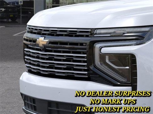 New 2026 Chevrolet Suburban High Country w/ LPO, Illumination Package image 13