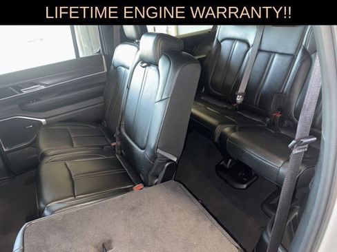 Certified 2024 Jeep Wagoneer L Series II w/ Flexible Seating Group AWD/4WD image 31