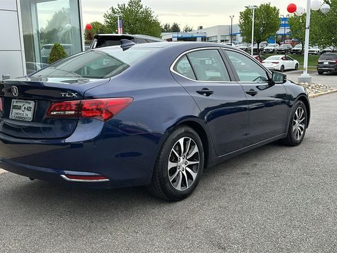 Used 2017 Acura TLX FWD image 7