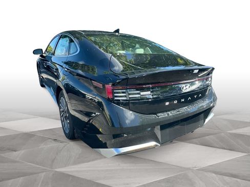 Used 2025 Hyundai Sonata SEL FWD image 6
