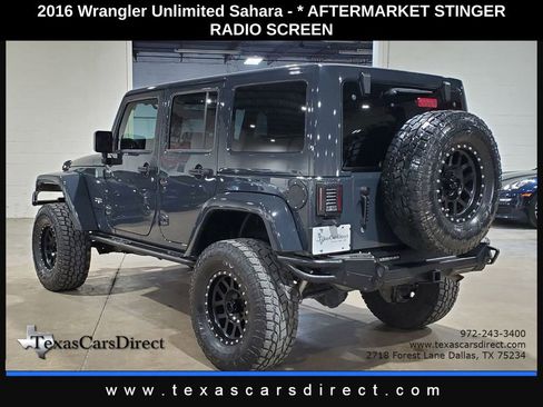 Used 2016 Jeep Wrangler Unlimited Sahara w/ Connectivity Group image 12
