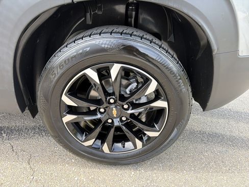 Used 2023 Chevrolet TrailBlazer LT FWD image 19