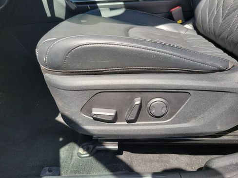 Certified 2025 Kia Sportage X-Line w/ Premium Package AWD/4WD image 17