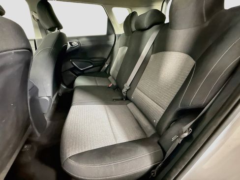 Used 2020 Kia Soul S FWD image 25