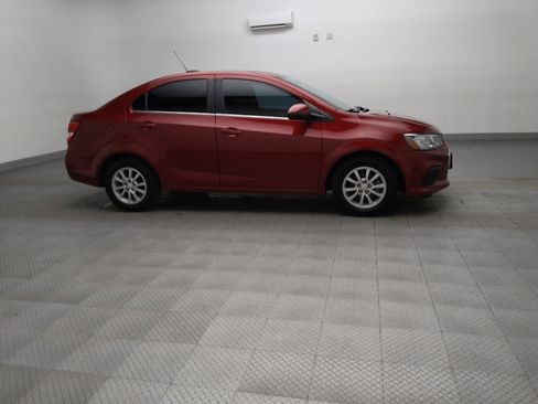 Used 2018 Chevrolet Sonic LT FWD image 11