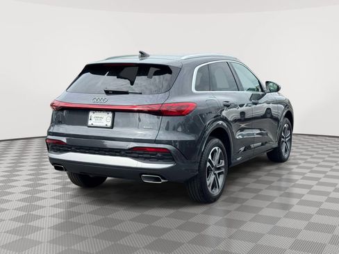 Used 2025 Audi Q5 Premium Plus AWD/4WD image 4