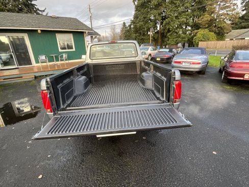 Used 1995 Ford F150 XL image 12