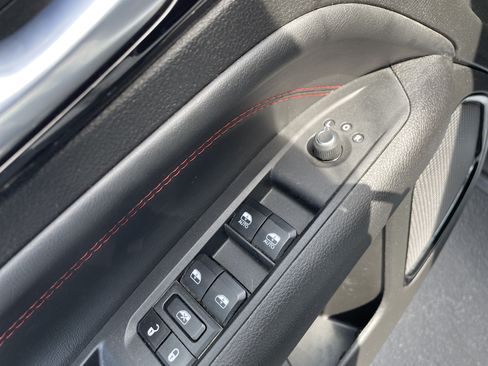 Used 2024 Jeep Compass Trailhawk AWD/4WD image 20