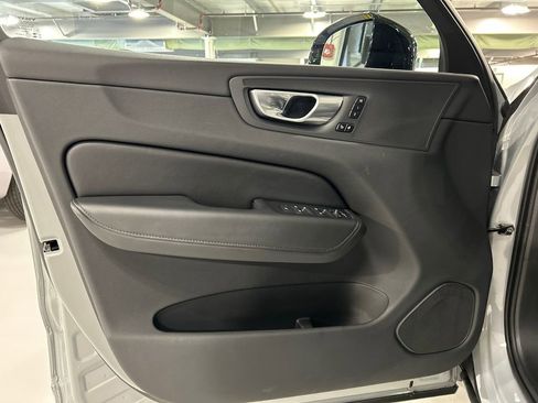 Certified 2024 Volvo XC60 B5 Core w/ Protection Package Premier image 9