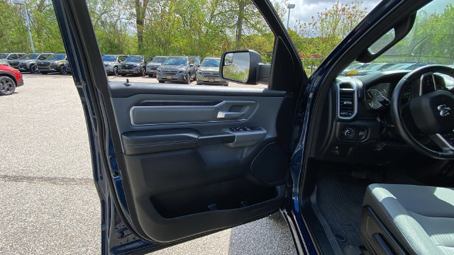 Used 2022 RAM 1500 Big Horn AWD/4WD image 17