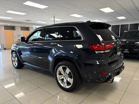 Used 2014 Jeep Grand Cherokee SRT image 7
