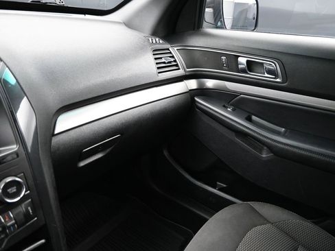 Used 2019 Ford Explorer XLT w/ Equipment Group 201A image 20