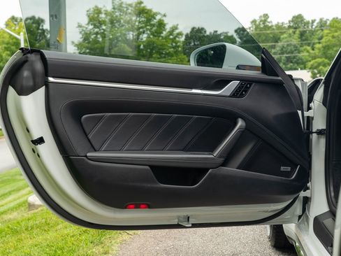 Certified 2021 Porsche 911 Turbo S image 21